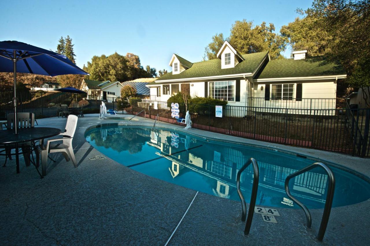 Quality Inn Yosemite Valley Gateway Mariposa Esterno foto