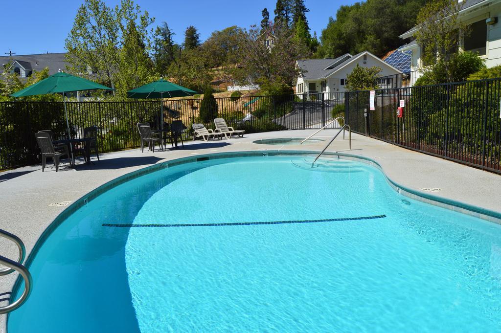 Quality Inn Yosemite Valley Gateway Mariposa Esterno foto