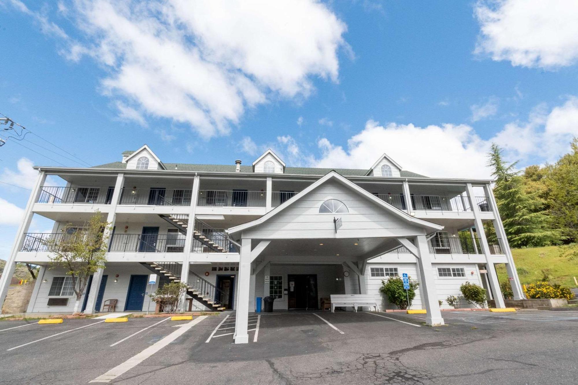 Quality Inn Yosemite Valley Gateway Mariposa Esterno foto