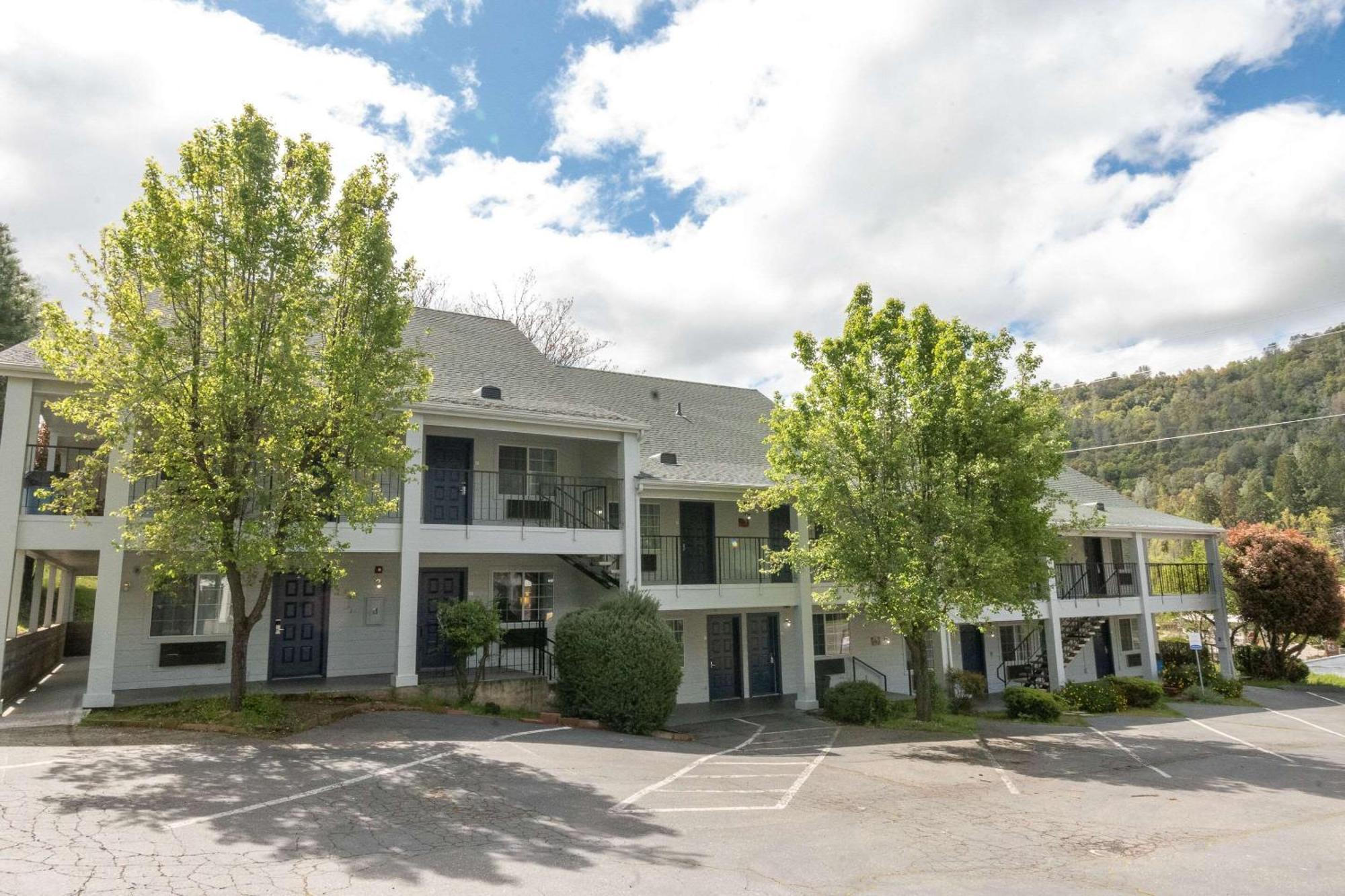Quality Inn Yosemite Valley Gateway Mariposa Esterno foto